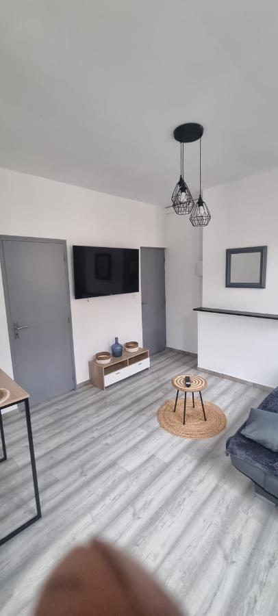 Air Cosy 2 Valenciennes Gare Prostitution Refusee Екстериор снимка